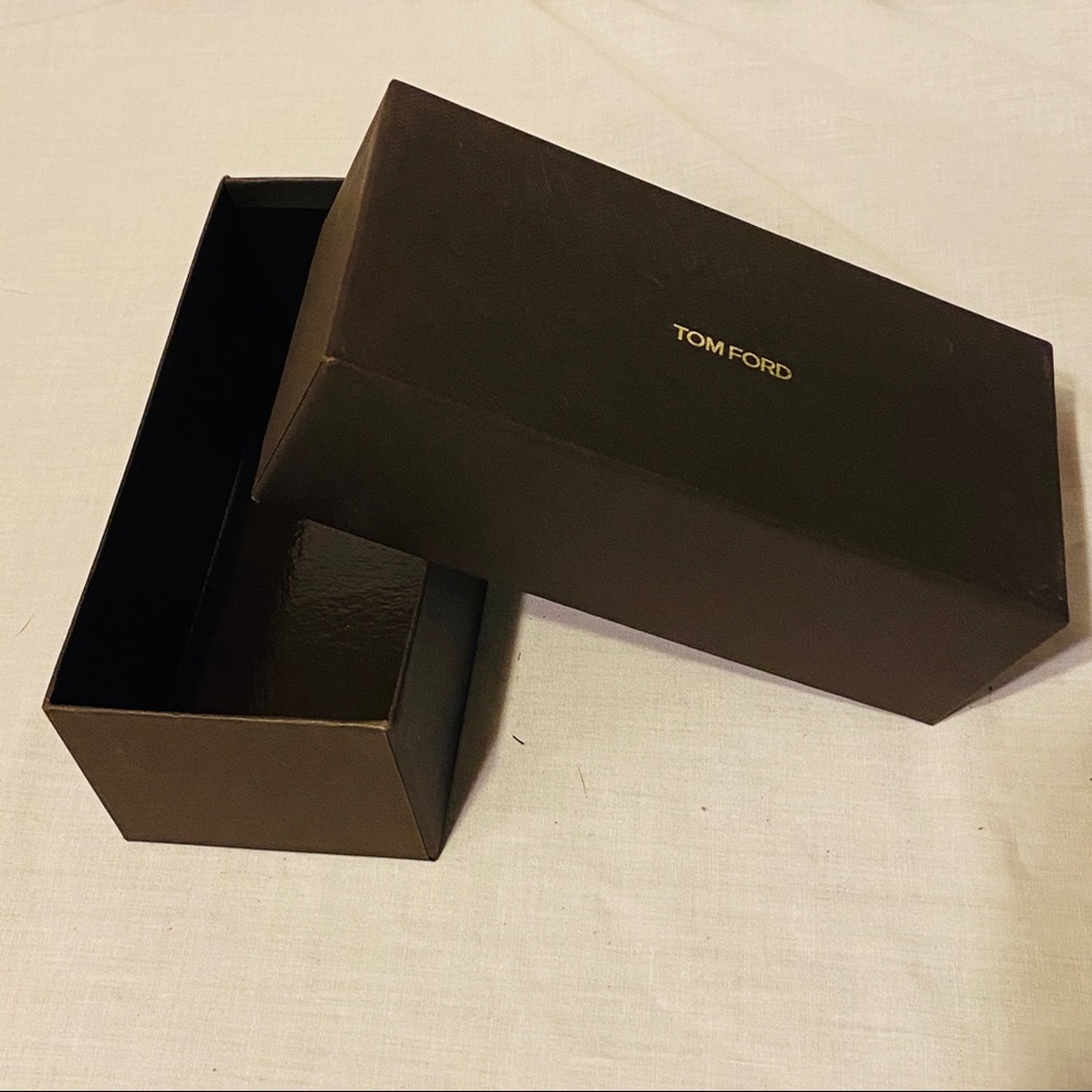 🖤 TOM FORD SUNGLASS BOX 🖤 - Picture 2 of 2